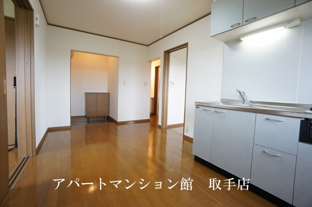 チェリーハイツの居間・リビング