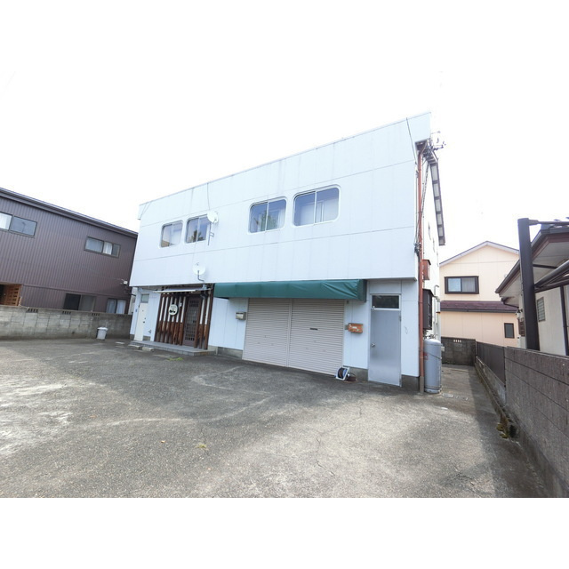 岐阜市加納梅田町の店舗事務所