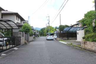 【前面道路含む現地写真】