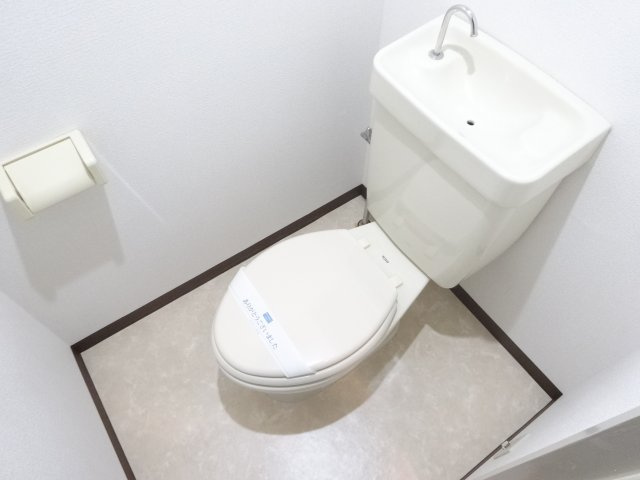 ジョイフル昭栄のトイレ