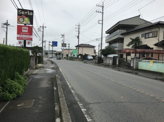 【前面道路含む現地写真】