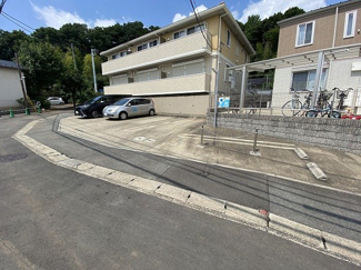 【駐車場】 | いつでも目の届く敷地内に駐車場があります♪荷物がかさばりがちなお買物にも、敷地内駐車場があると便利ですよね☆