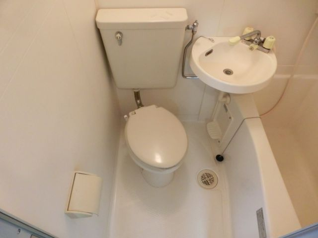 エスリード難波のトイレ