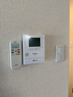 【セキュリティ】 | ヴィラパークヒルⅠ | 防犯対策に有効なカメラ付きインターホン！録画機能が付いているので留守中の訪問者まで確認できます♪