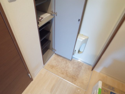 【玄関】 | フローレンス魚崎北町