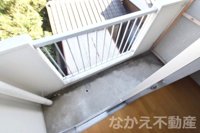 【バルコニー】