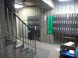 【エントランス】 | 鶯谷日伸ハイツ　メールボックス