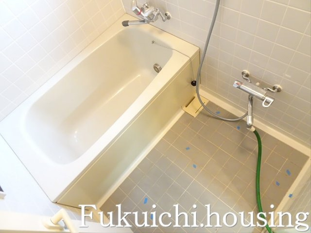 リュゼ経堂の浴室