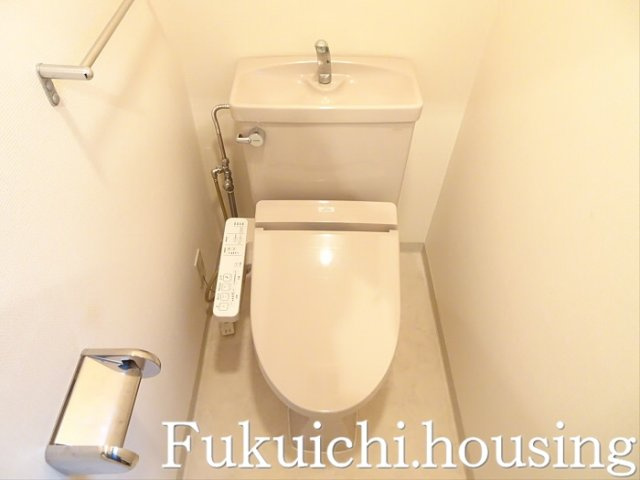 リュゼ経堂のトイレ