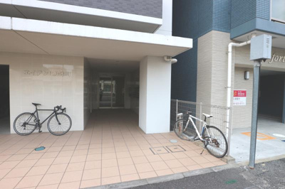 【エントランス】 | エイデンビル本町