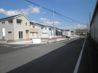 【前面道路含む現地写真】 | 前面道路含む現地写真です