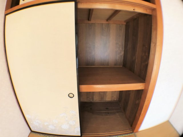 アネックス山方の玄関