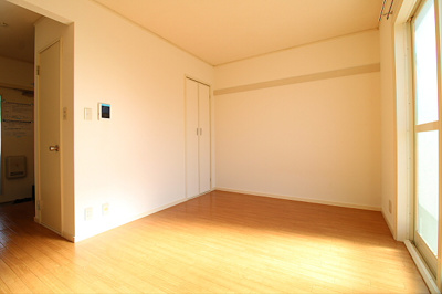 【寝室】 | 南壱番館