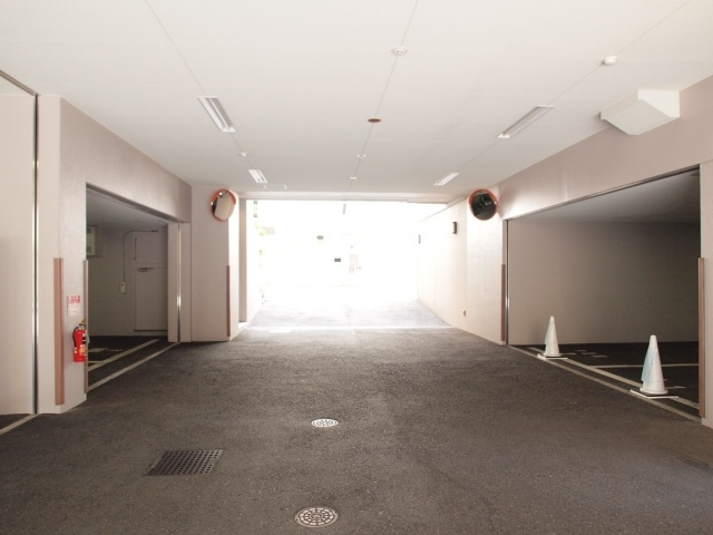 南堀江パークホームズの駐車場