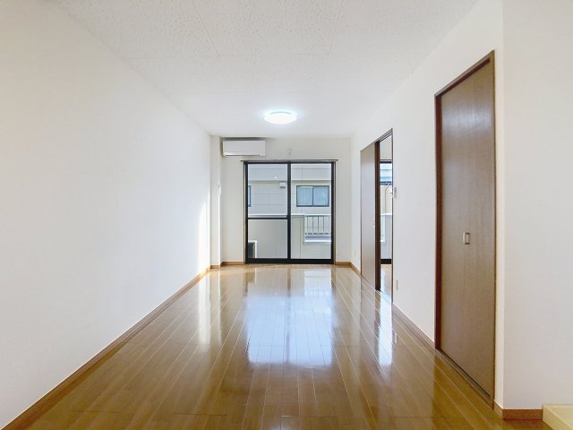 ライフステージ宮ハウスⅠの居間・リビング