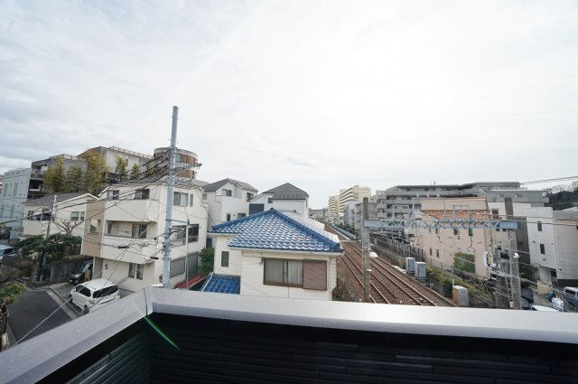 上星川駅から平坦、徒歩９分！南東側道路に面し、陽当たり良好な3階建の3SLDK♪保土ヶ谷区東川島町　新築戸建ての展望