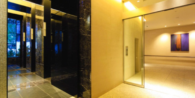 【エントランス】 | コンフォリア新宿イーストサイドタワー