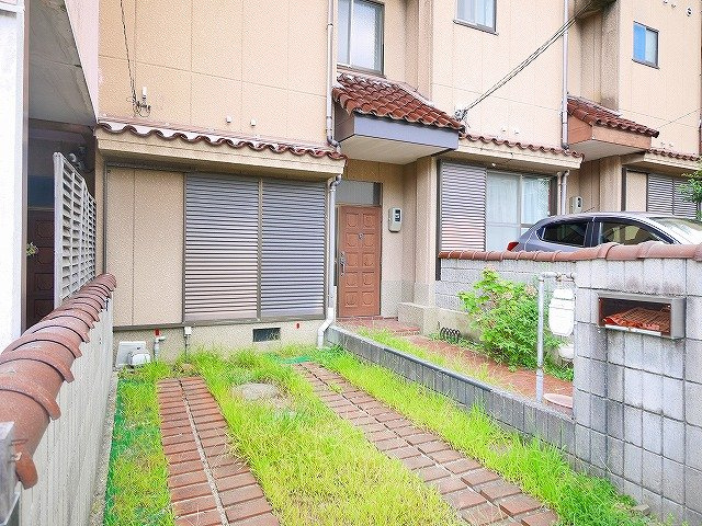 本町テラスハウスの周辺