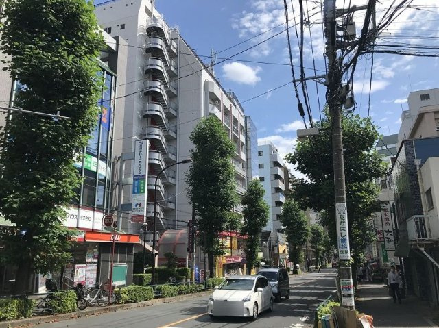 ライオンズマンション白山駅前の外観
