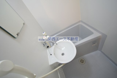  | レオパレスエスペランサ石切