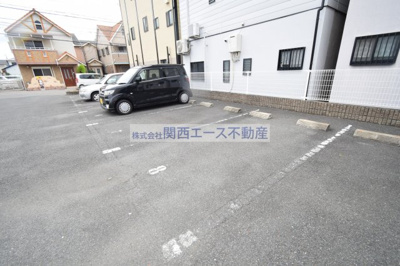 【駐車場】 | レオパレスエスペランサ石切