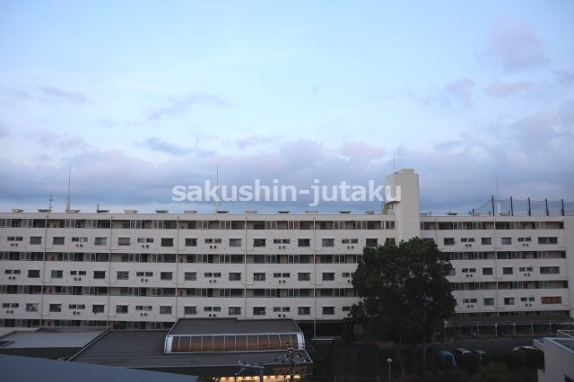 花見川ロイヤルマンション　７階部分　東南角住戸の展望