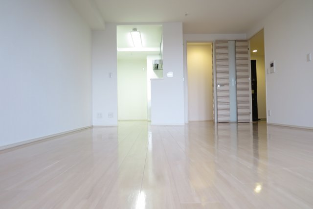 なんばグランドマスターズタワーの居間・リビング|イメージ