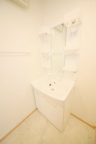 ラヴィータの独立洗面台