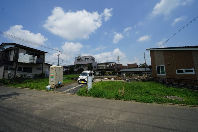 周辺には大小様々な公園が点在し、穏やかな住環境。ＬＤＫ１８．３帖の４ＬＤＫ♪保土ヶ谷区仏向西　全７棟新築戸建ての外観|周辺には大小さまざまな公園が点在し穏やかな住環境です。