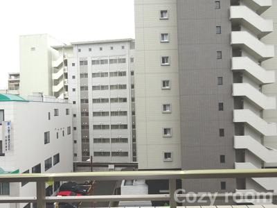 【展望】 | アパートメンツ江坂 | 南向きバルコニーからの眺めです。都会的(^-^)