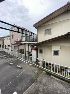 【駐車場】 | いつでも目の届く敷地内に駐車場があります♪荷物がかさばりがちなお買物にも、敷地内駐車場があると便利ですよね☆