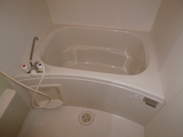 メロウ　グローブＥの浴室