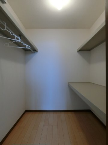 THサルーテ　Aの収納