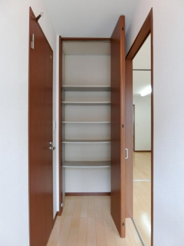 THサルーテ　Aの収納