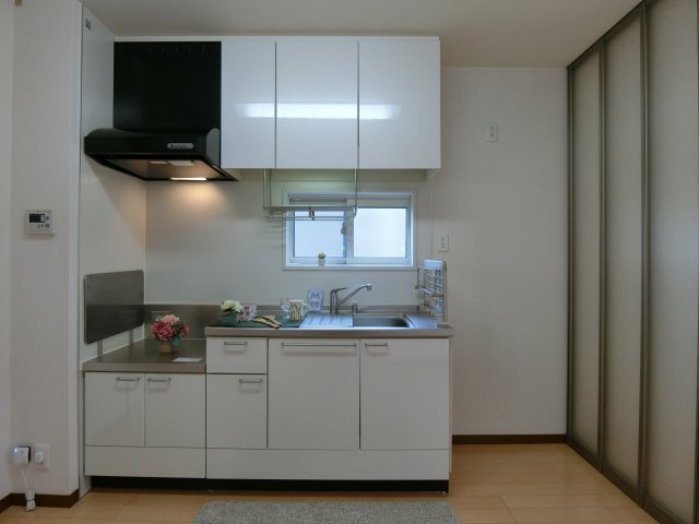 THサルーテ　Aのキッチン