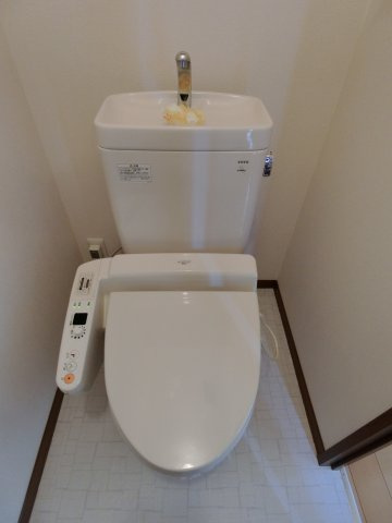 THサルーテ　Aのトイレ