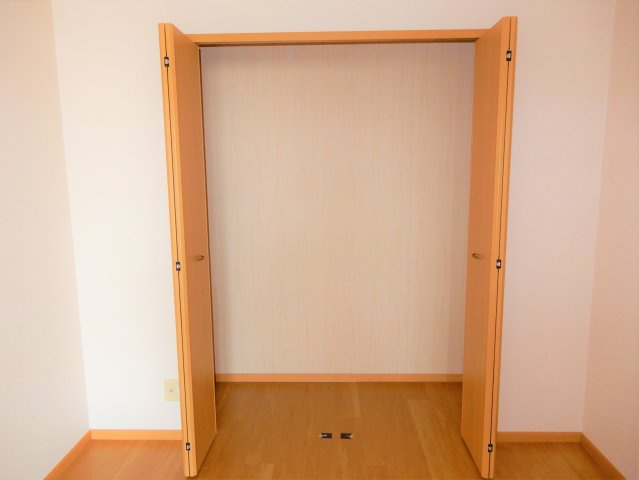 ジュネスアノンθの収納