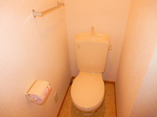 ジュネスアノンθのトイレ