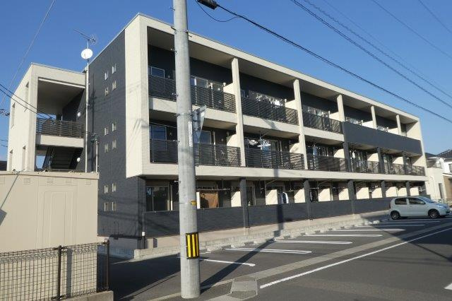 総社市真壁の賃貸マンションの外観