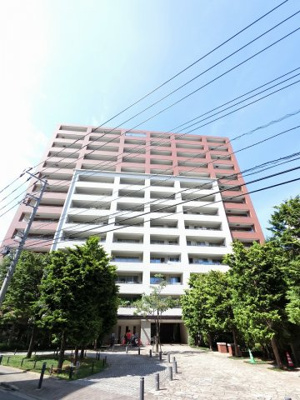 【外観】 | パークホームズ新川崎フォレストコート | JR南武線「矢向」駅徒歩5分と好立地。
通勤時間の短縮でご家族と過ごす時間を増やす事が出来ます。