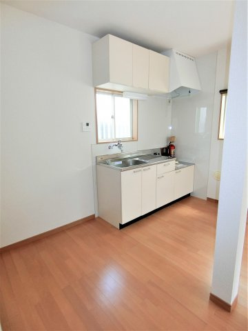 モンパレスAの居間・リビング