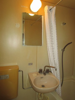 【洗面所】 | シャトー高木 | 使いやすい洗面所です