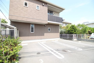 【駐車場】 | シャーメゾン・フローラ