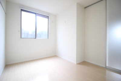 【洋室】 | シャーメゾン・フローラ