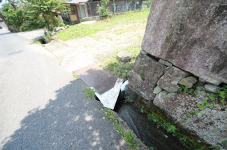 【前面道路含む現地写真】 | 前道水路別角度