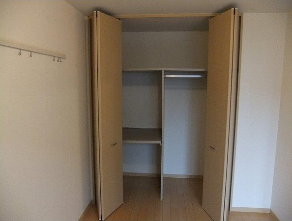 メゾン・レスポワールの収納