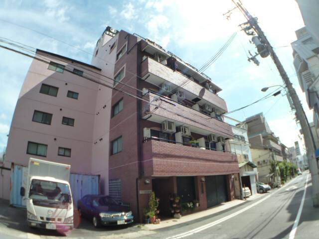 ミナーレ三宮東の外観