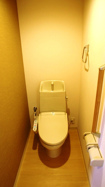 ユニヴァリィルミナス【10,000円キャッシュバック対象物件】のトイレ|トイレもきれいです