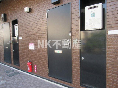 【玄関】 | プルーデンス（吉田賃貸） | 明るい玄関です