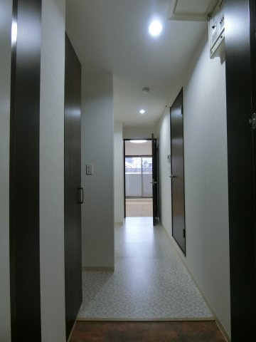 スカイマンションiの玄関